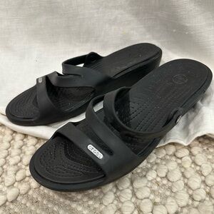 Crocs Patricia black wedge slip on sandals